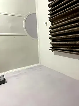 sarina7s – webcam model profile photo Image 12