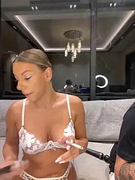 -MiaSweet- – webcam model profile photo Image 10