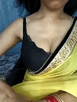 Ruchi_1 – webcam model profile photo Image 2