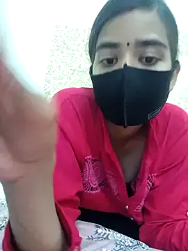 Your_Paris – webcam model profile photo Image 2