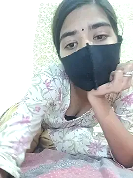 Your_Paris – webcam model profile photo Image 5