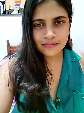 PumaShyXD – webcam model profile photo Image 13