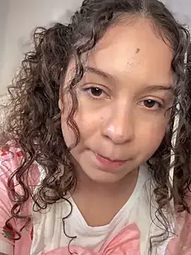 Ivy_Trix – webcam model profile photo Image 2