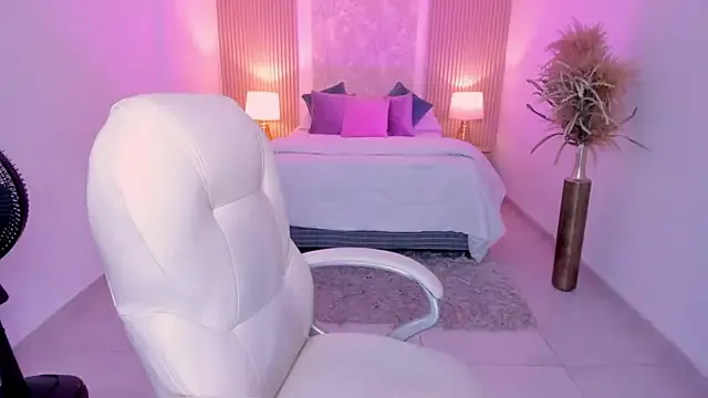 nakedbakers – webcam model profile photo Image 8