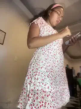 nakedbakers – webcam model profile photo Image 8