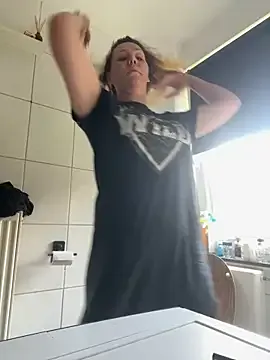 nakedbakers – webcam model profile photo Image 5