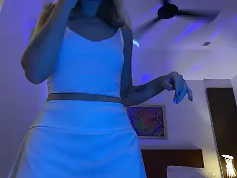 valerieh – webcam model profile photo Image 18