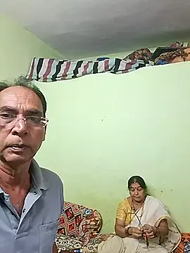 Runarunapi – webcam model profile photo Image 13