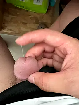 yournewfavourite – webcam model profile photo Image 10