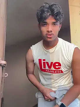 PumaShyXD – webcam model profile photo Image 11