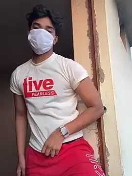 PumaShyXD – webcam model profile photo Image 17