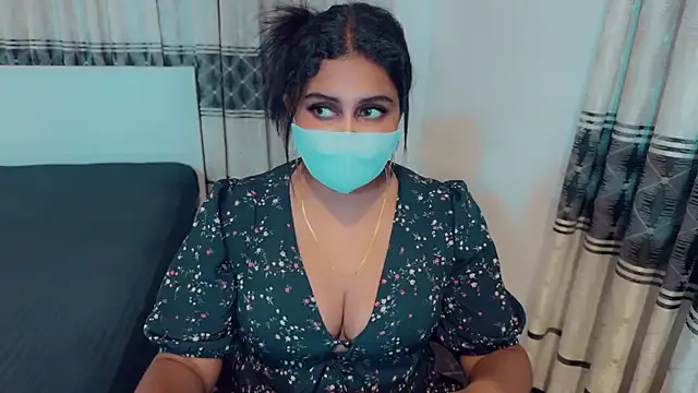 -YU- – webcam model profile photo Image 9