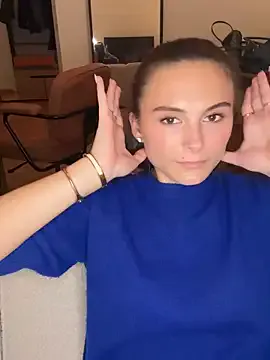 Wkatte – webcam model profile photo Image 8