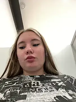 Sexy-ashi – webcam model profile photo Image 5