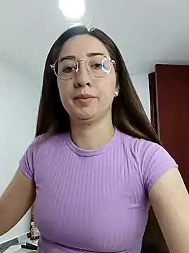 SophiiaStarr – webcam model profile photo Image 2