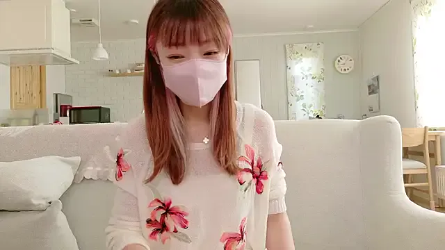 SUZU_1201 – webcam model profile photo