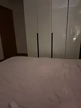 Bella-999 – webcam model profile photo Image 11