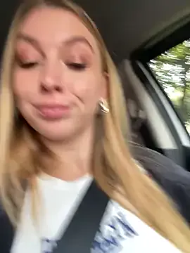 Marieltessa_69 – webcam model profile photo Image 17