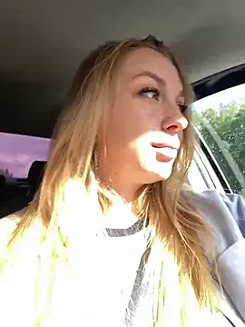 Marieltessa_69 – webcam model profile photo Image 9