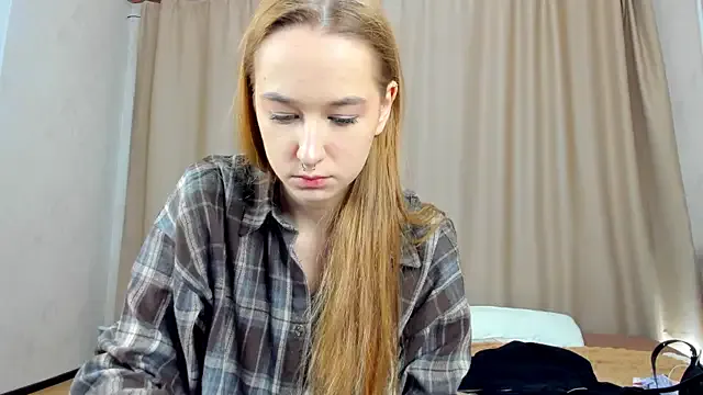 Emma96_hot – webcam model profile photo Image 18