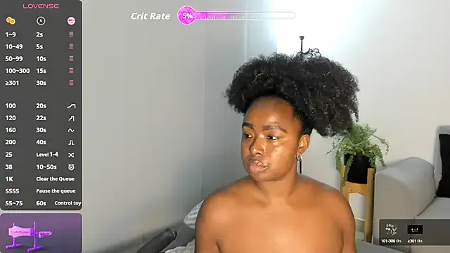 indialatin – webcam model profile photo Image 13