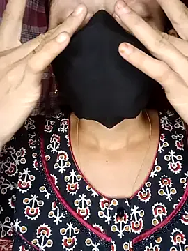 sarina7s – webcam model profile photo Image 6