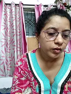 indialatin – webcam model profile photo Image 3