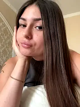 romyxxs – webcam model profile photo Image 3