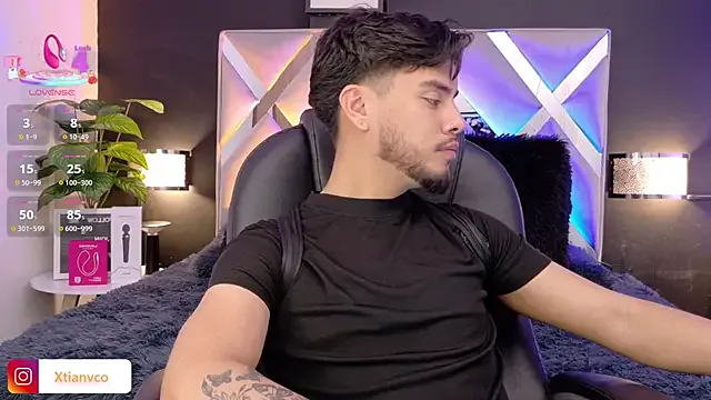 hunglikecrazyy – webcam model profile photo Image 6