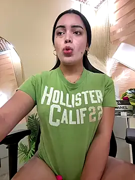 bunnyblondy – webcam model profile photo Image 10