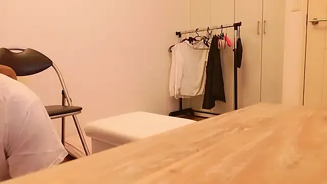 lola_tentatiion – webcam model profile photo Image 17