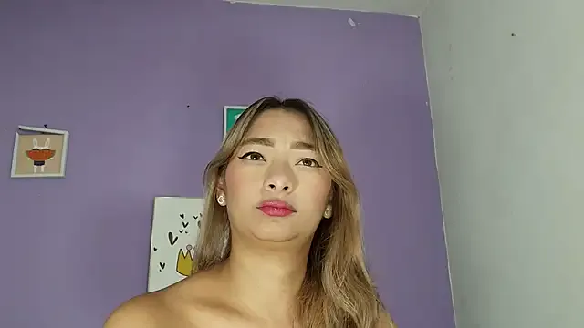 Emma96_hot – webcam model profile photo Image 15