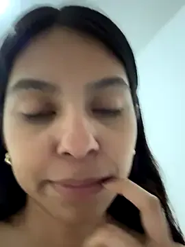 nakedbakers – webcam model profile photo Image 11