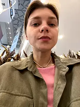 bunnyblondy – webcam model profile photo Image 11