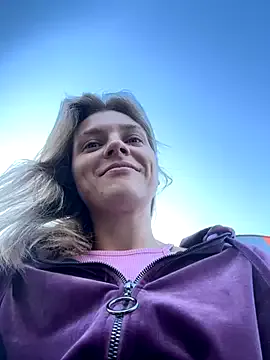 bunnyblondy – webcam model profile photo Image 5