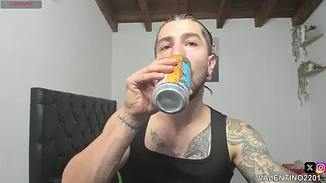 nakedbakers – webcam model profile photo Image 4