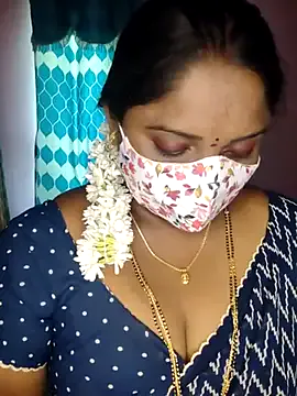 -M00nlIght-l0li- – webcam model profile photo Image 3