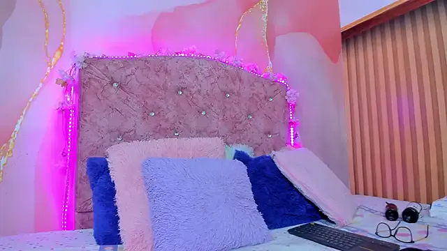 AftonConnett – webcam model profile photo Image 12