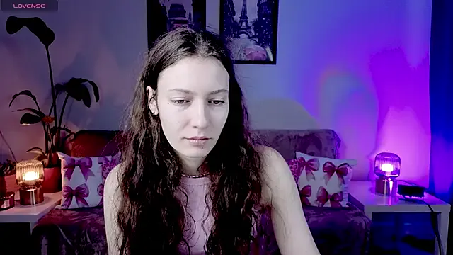 Penny_Bubbles – webcam model profile photo Image 2