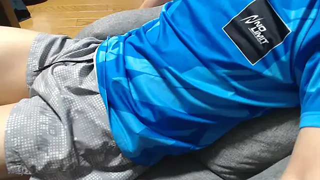 Runarunapi – webcam model profile photo Image 6