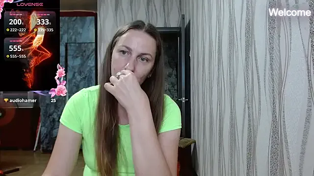 Runarunapi – webcam model profile photo Image 3