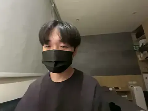 Yo155 – webcam model profile photo