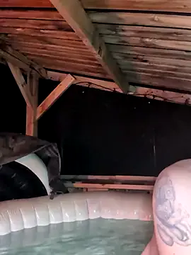 Runarunapi – webcam model profile photo Image 11