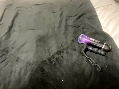 Mia--meow – webcam model profile photo Image 2