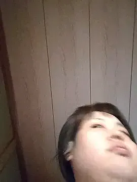 Runarunapi – webcam model profile photo Image 2