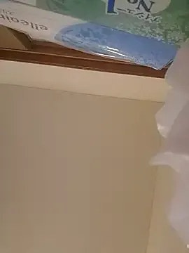 Runarunapi – webcam model profile photo Image 6