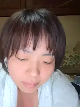 Runarunapi – webcam model profile photo Image 8