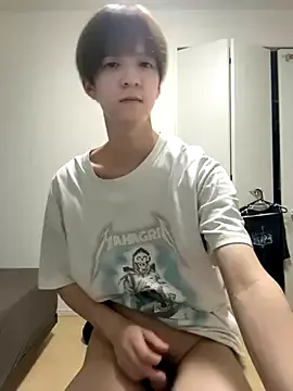 R-bonbon – webcam model profile photo Image 4