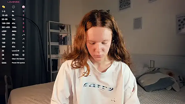 Bllowjoyy – webcam model profile photo Image 2