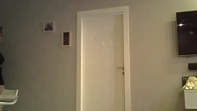 PumaShyXD – webcam model profile photo Image 11